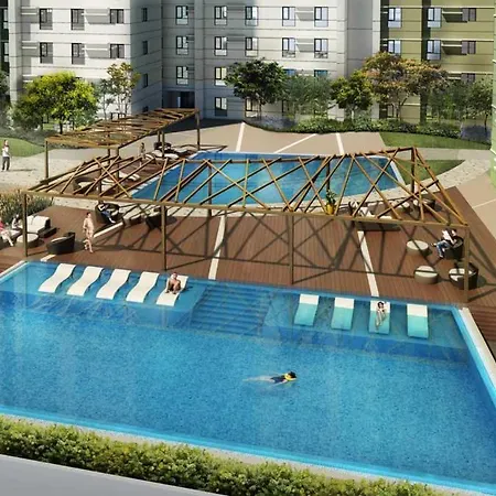 Hotel Style Studio With Pool View & Fast Wi-Fi 4Pax